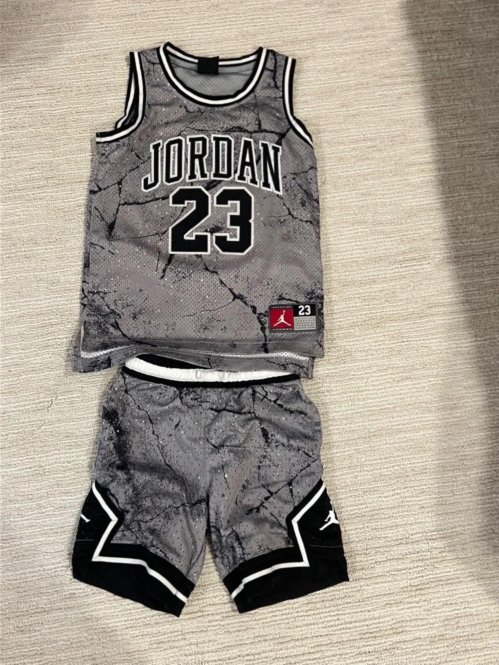 Air Jordan Jersey and Shorts Set - Size 6-7